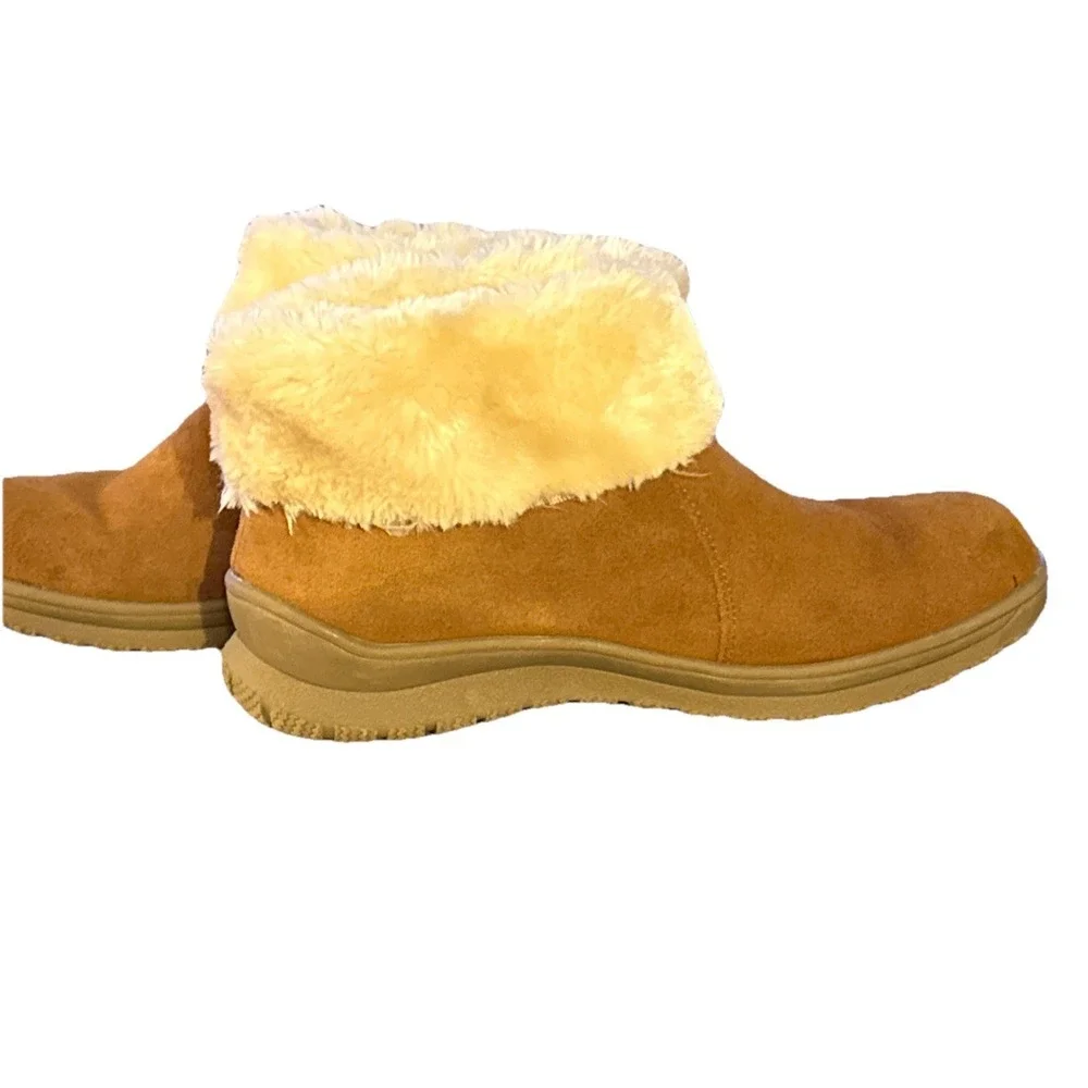 Minnetonka Southtown Suede Water-Resistant Brown Ankle Boots Fur-Lined Size 7M